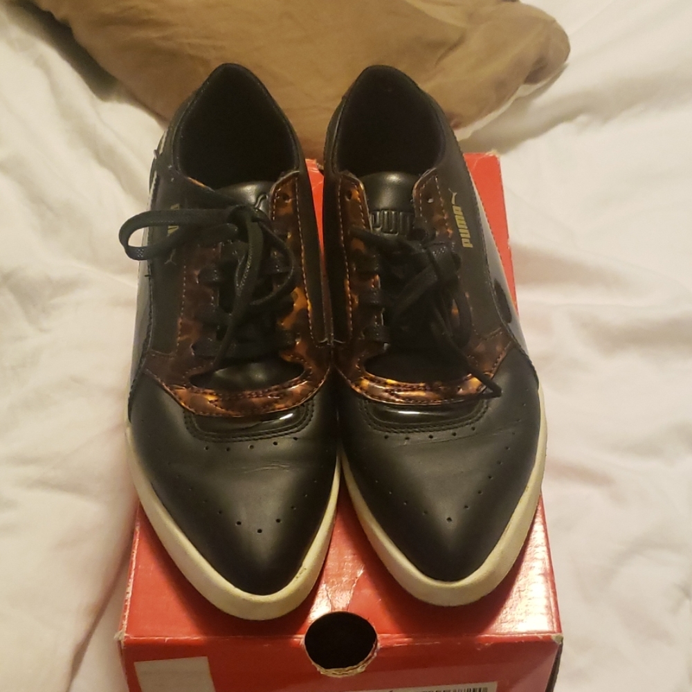 Puma Tennis Shoe